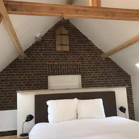 Logies De Pletsmolen Nuth