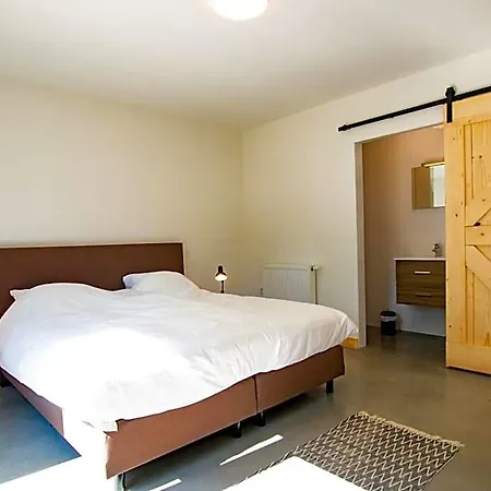 فندق مبيت وإفطار Logies De Pletsmolen 3*